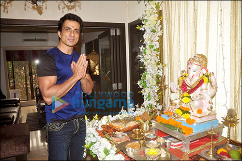 check out bollywood celebrities share pictures of ganpati celebrations 18
