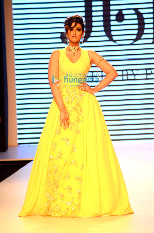 check out b town showstoppers at iijw day 3 and 4 3