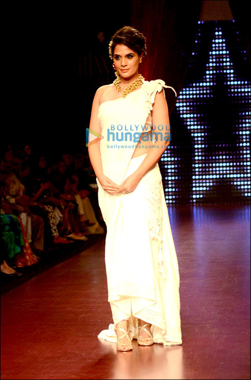 check out b town showstoppers at iijw day 3 and 4 8