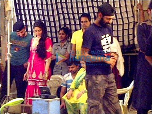 check out kareena shoots for song sequence for agent vinod 3