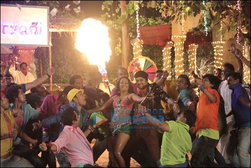 kashmera shah returns as boneless biryani 2