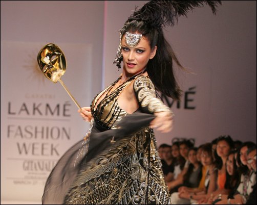 bollywood reigns over lakme fashion week 3
