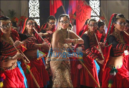 check out sunny leones different avatars in ek paheli leela 2