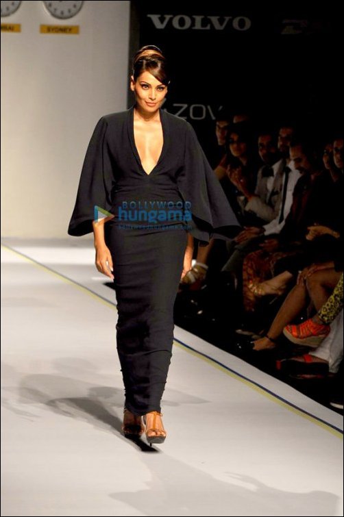 b town stars at lfw 2013 day 4 5 9