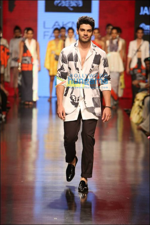 check out b town showstoppers at lfw wf 2015 day 4 2