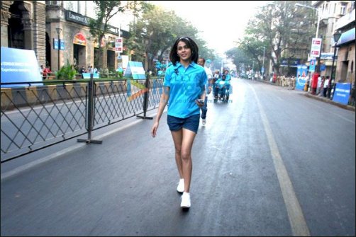 akshay john vidya genelia gul other celebs join in the mumbai marathon 4