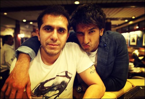 check out ranveer singh shares dil dhadakne do moments on twitter 2
