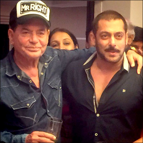 check out salman khan and others celebrate salim khans 80th birthday 11