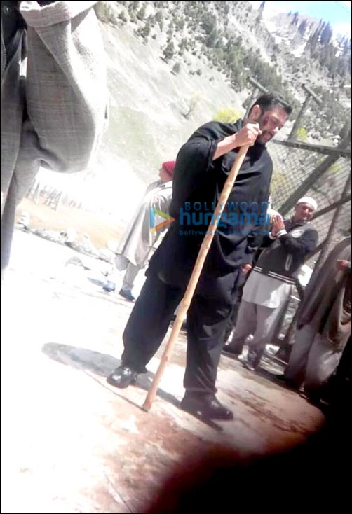 check out salman khan kareena kapoor khan shooting in kashmir for bajrangi bhaijaan 5