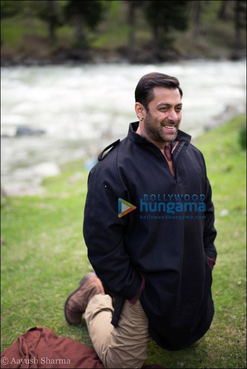check out salman khan clicked in kashmir while shooting for bajrangi bhaijaan 3