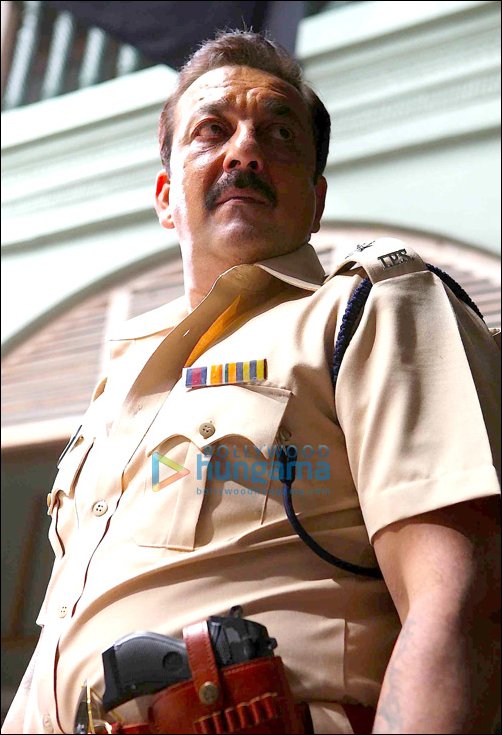 check out sanjay dutt prachi on sets of policegiri 2
