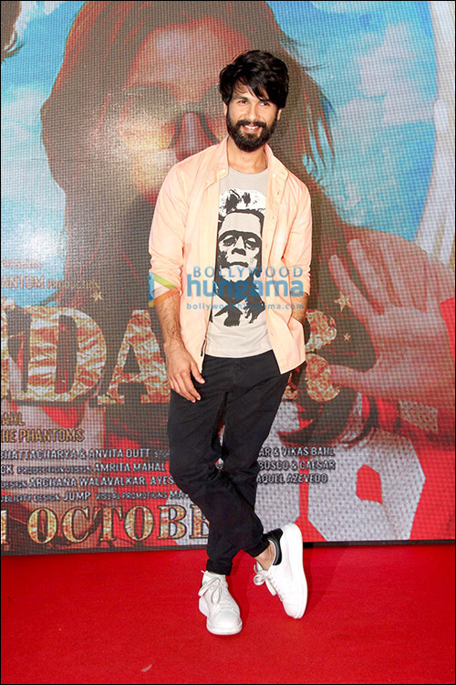 check out shahid kapoors top 5 looks during shaandaars promotions 3