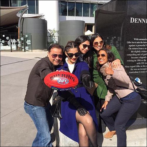 check out sonam kapoor at the melbourne cricket ground 6