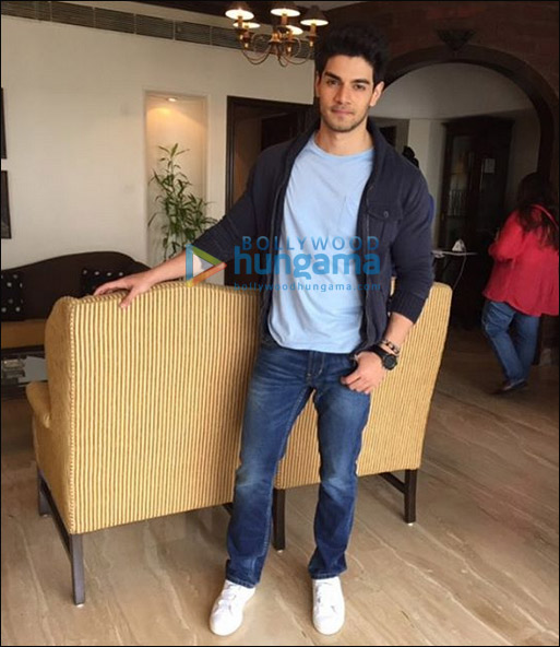 check out sooraj pancholis top 5 looks during hero promotions 3