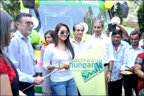 what bollywood stars did this week 381