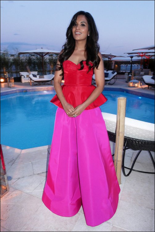 check out b town stars at cannes 2015 8