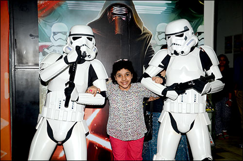 storm troopers from star wars the force awakens conduct a recruitment drive in hungama 4