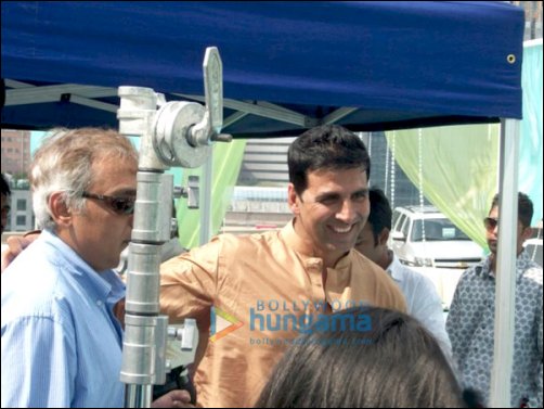 akshay sonam suniel bobby and celina on sets of thank you 2
