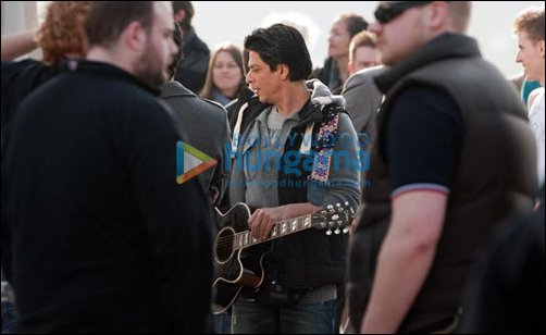 srk katrina on sets of yash chopras next 2