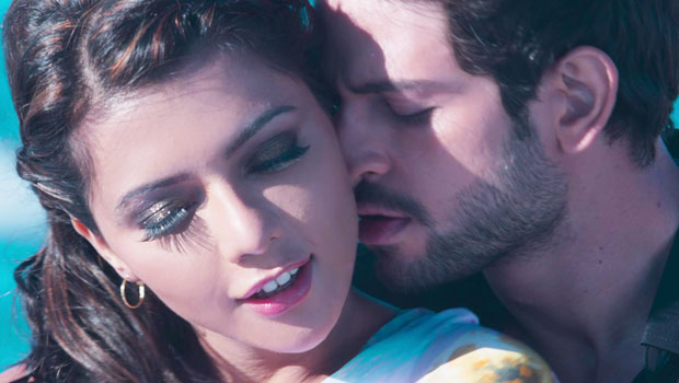 Bilkul Socha Na (Ishq Forever) Bilkul Socha Na (Ishq Forever)