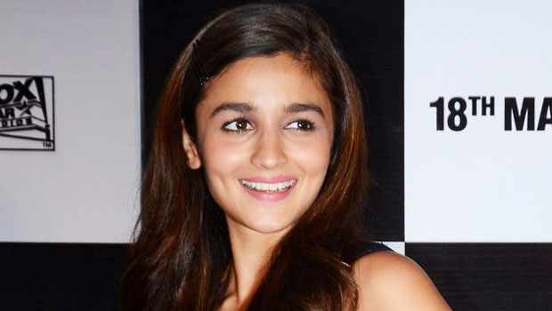 Journalist Gets Down On His Knees; Offers Chocolate To Alia Bhatt