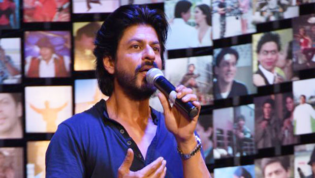 Shah Rukh Khan Talks About His First Ever Encounter With A Fan