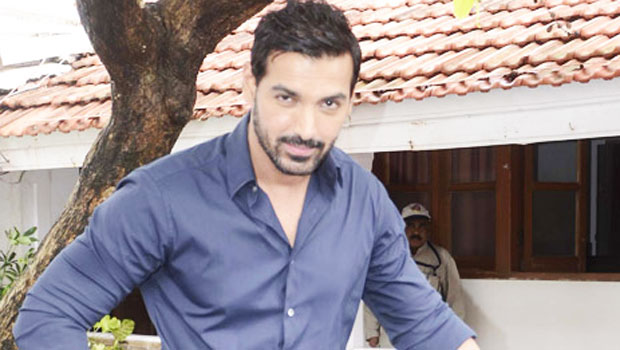 John Abraham Pours His Heart Out On His Injuries; Love For Pain