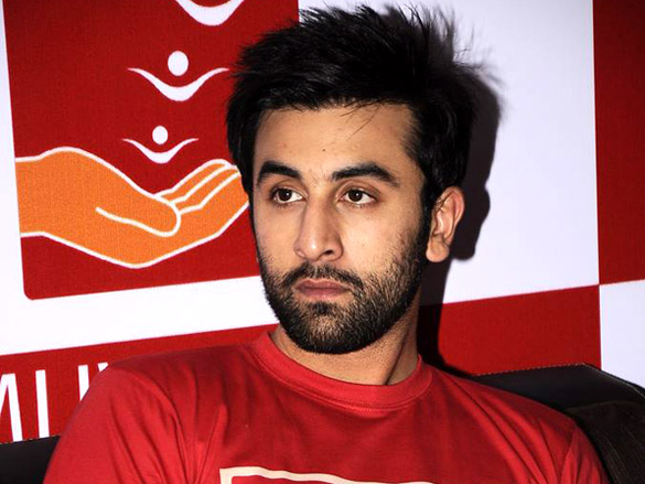 ranbir prateik and shabana at mijwan press conference 4