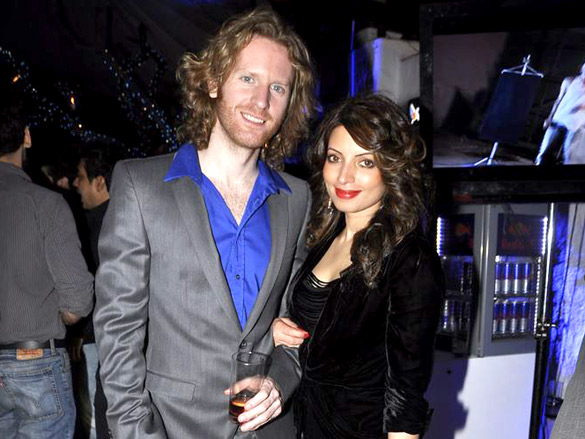 launch of dabboo ratnanis calendar 2012 30