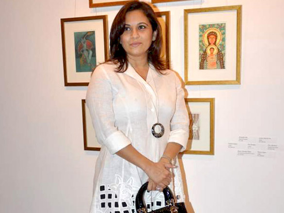 madhavan sharman at prerna joshi cardiology art event 8