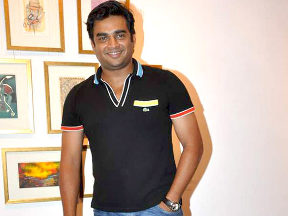 madhavan sharman at prerna joshi cardiology art event 13