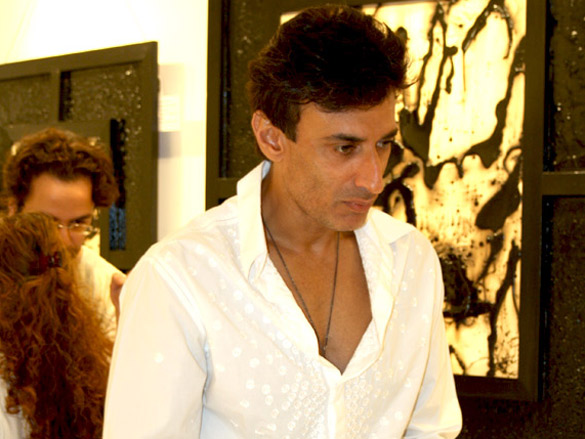 kunal rahul nausheen mona and satya at simran ks lambas art event 13
