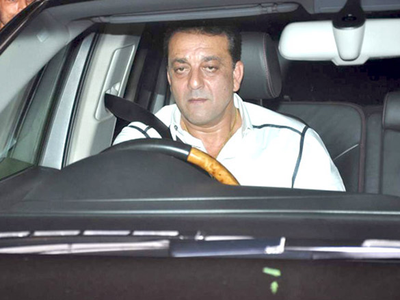 sanjay dutt returns from dubai on occasion of the birth of his twins 8