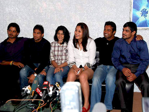 indias sport personalities and tv actresses spotted on the sets of kbc 6