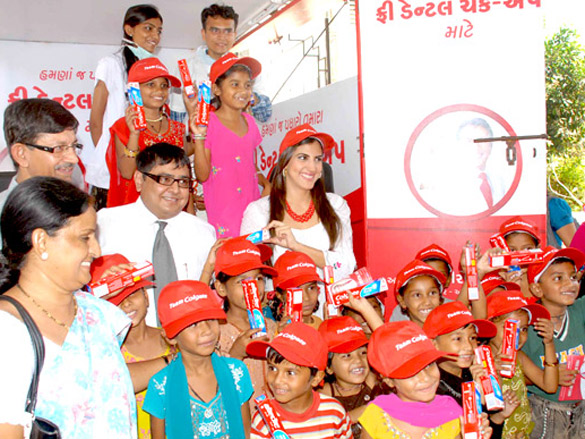 perizaad kolah in baroda at the colgate event 3