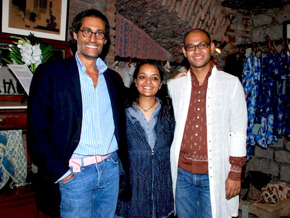 simone singh at melanges malkha project exhibition 9