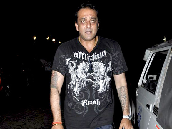 sanjay dutt graces knock out screening 2