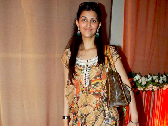 raveena and rageshwari at imc ladies diwali exhibition 7