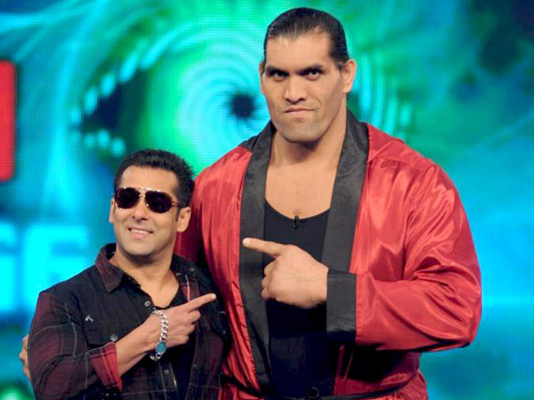 the great khali along with salman khan on the sets of bigg boss 4 2