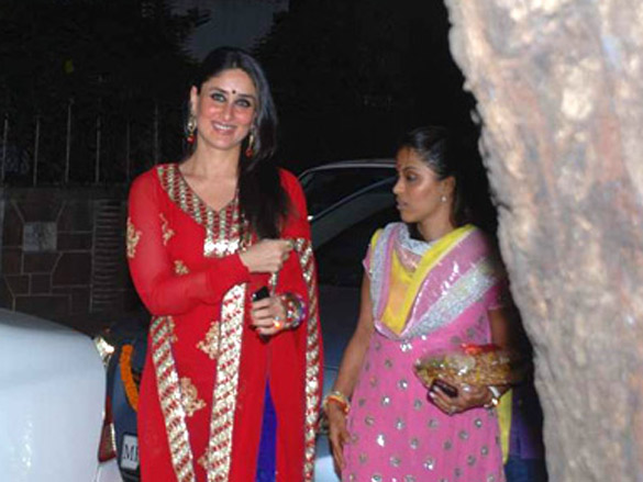 kareena genelia and minissha at tusshars diwali bash 12