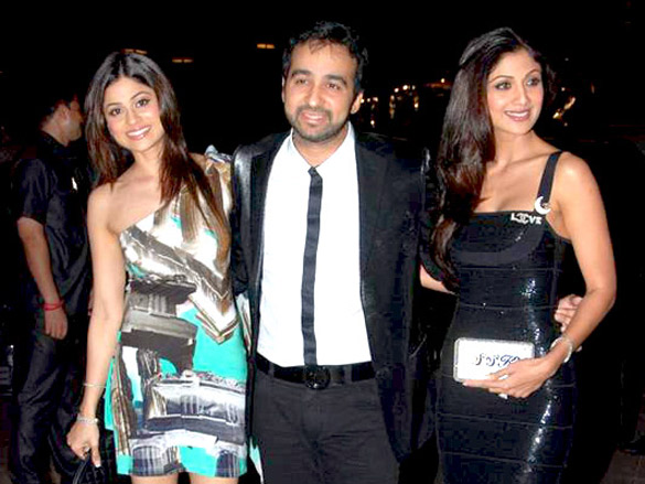 sanjay dutt shilpa kangna and malaika at baba dewans birthday bash 3