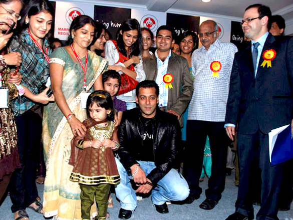 salman khan at being human marrow donor press meet 6