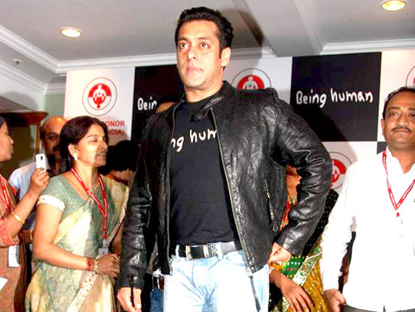 salman khan at being human marrow donor press meet 7