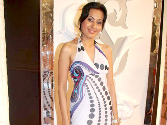 katrina kaif at zee rishtey awards 2010 14