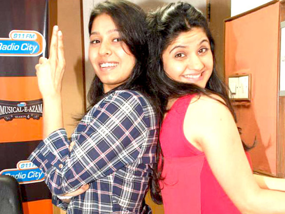 sunidhi shreya ghoshal at radio citys musical e azam season 4 4