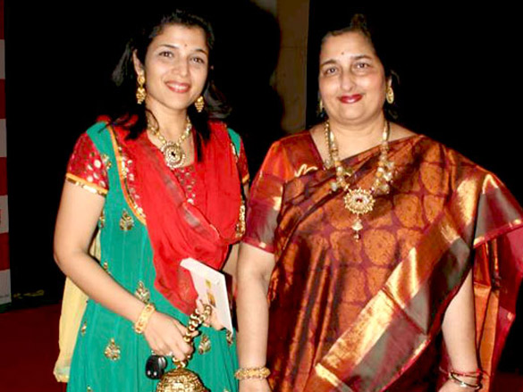 madhur bhandarkar and shweta salve at 92 7 big fm marathi awards 9