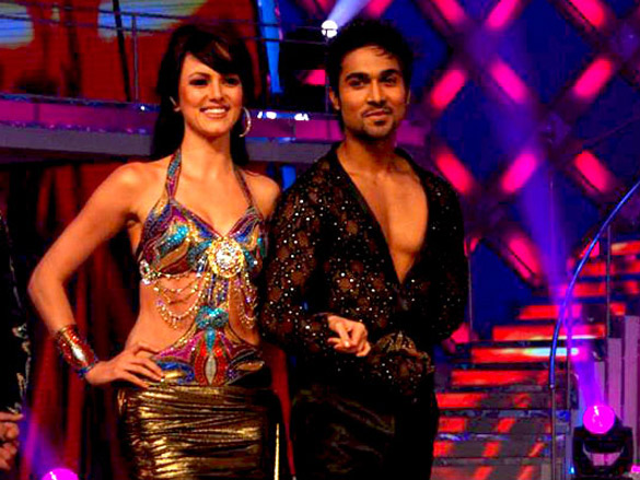 madhuri malaika and yana gupta at jhalak dikhla ja press meet 13