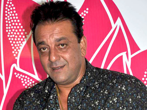 sanjay dutt tanushree and neetu chandra at mokssh wine launch 4