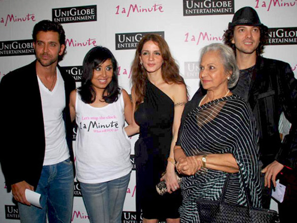 hrithik and fardeen at 1 a minute film on breast cancer premiere 3