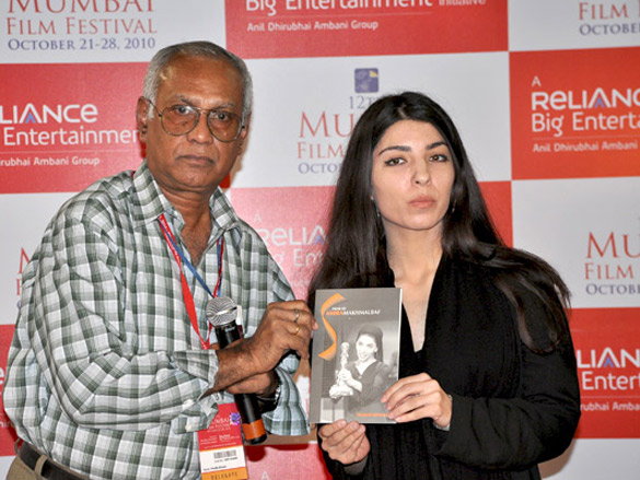 launch of book on samira makhmalbaf at 12th mumbai film festival 2